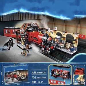 Blocs de construction personnalisables sur <span class=keywords><strong>le</strong></span> thème du monde <span class=keywords><strong>magique</strong></span> - Château de sorcier compatible universellement, 4 maisons, figurines, ensemble cadeau en vrac_Train à vapeur - Product Image 2