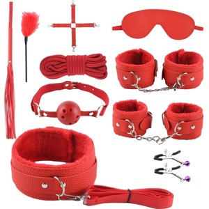 Set di 10 Pezzi in Pelle e Peluche per Giochi per Adulti, Manette, Giocattoli Sessuali Alternativi, Bondage e Discipline per Coppie BDSMA0008 - Product Image 3