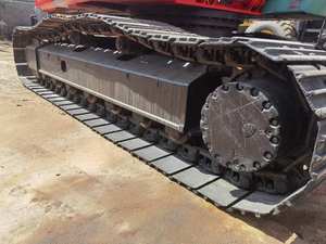 Excavadora Hidráulica Original Hitachi EX200 de 20 Toneladas, Tipo Oruga, EN OFERTA, Buen Estado, Sin Fugas, Tren de Rodaje Resistente, Motor en Buen Estado - Product Image 4