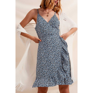 Robe à volants en tissu imprimé floral bleu - Product Image 4