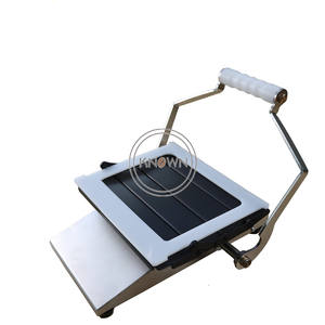 Máquina de fabricación de <span class=keywords><strong>Sushi</strong></span> cuadrada, artículo económico de grado alimenticio, algas marinas, arroz, hoja, OEM - Product Image 1