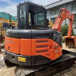 Excavatrice sur chenilles Hitachi ZX60 d'occasion d'origine japonaise, 6 tonnes, ZAXIS60, petite pelle, faible nombre d'heures de travail, pour travaux municipaux - Product Image 3
