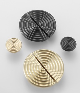 Forniture Hardware all'Ingrosso, Maniglie e Pomelli Moderni in Lega di Zinco Nero Opaco e Oro per Hotel, Soggiorno e Cucina - Product Image 4