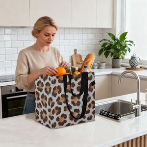 Bolso de Mano Acolchado de Poliéster Reutilizable de Gran Capacidad con Estampado de Leopardo Hawaiano para Mujer, con Logotipo Personalizado - Product Image 6