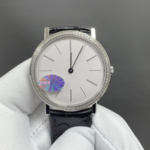 Montre automatique mécanique de luxe légère pour homme, avec mouvement chinois, étanche, ornée de zircons et de diamants, par Drioshipping - Product Image 1