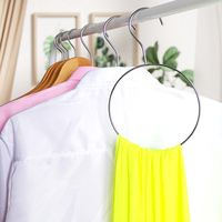 Nouveauté, cintre d'écharpe en métal multifonction personnalisé, populaire à un niveau pour ceinture à nouer Hijab carrée et ronde pour le salon