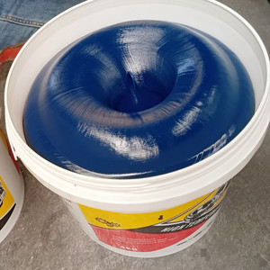 Grasa Lubricante Compleja de Litio Azul de Alta Temperatura de 450g y 3kg para Rodamientos, Frenos de Disco, Chasis, Rótulas y Quintas Ruedas - Product Image 6