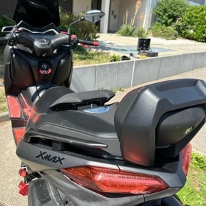 Cojín de <span class=keywords><strong>Asiento</strong></span> Trasero para Scooter Yamaha X Max300, Respaldo de Motocicleta Negro Cómodo con Cubierta de Esponja - Venta al por Mayor - Product Image 4