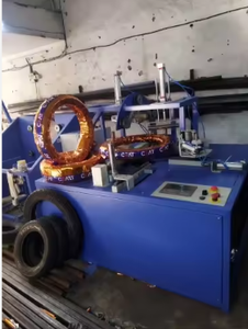 Machine d'emballage horizontale semi-automatique électrique LEW à commande PLC pour bobines de papier et feuilles métalliques, garantie 2 ans, facile à utiliser - Product Image 2