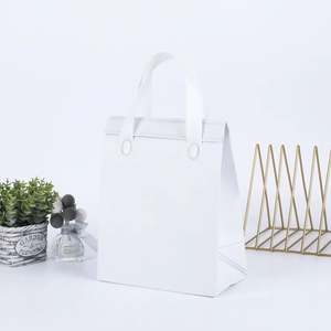 กระเป๋าเก็บความเย็นแบบไม่ทอเคลือบอลูมิเนียมฟอยล์สำหรับขายส่ง พร้อมลายตัวอักษร กระเป๋าบรรจุภัณฑ์แบบไม่ทอ - Product Image 3