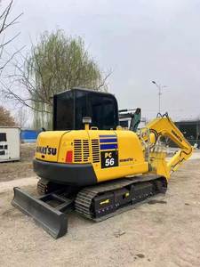 Excavatrice sur chenilles Komatsu PC56 d'occasion certifiée CE avec godet de 5 tonnes, moteur Cummins, pompe hydraulique KYB - Product Image 2