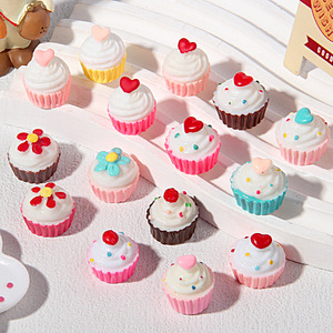 Mini gâteau simulé, cupcake en résine simulé, gâteau en forme de cœur, accessoires DIY pour coque de téléphone - Product Image 4