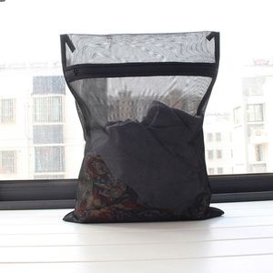 Sac de Lavage Pliable Vintage en Maille Polyester Noire 25x30cm Multi-usages pour Lingerie et Soutiens-gorge, Idéal pour Paniers de Rangement - Vente en Gros - Product Image 3