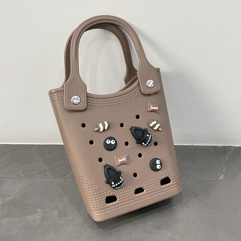 TAN8