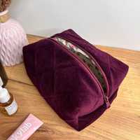 Sac à maquillage en velours matelassé diamant bordeaux OEM, doublure florale douce et rembourrée, fermeture éclair, grande capacité, étui à cosmétiques
