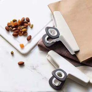 Vente flash : Clip à chips personnalisé avec logo, grande taille, robuste, avec joint hermétique pour le stockage des aliments - Product Image 3