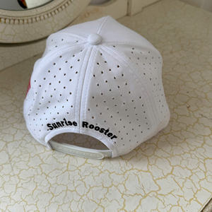 Casquette de baseball sportive vierge 5 panneaux en coton 100% pour le golf, avec logo personnalisé brodé, perforations découpées au laser, respirante et imperméable, haute qualité - Product Image 4