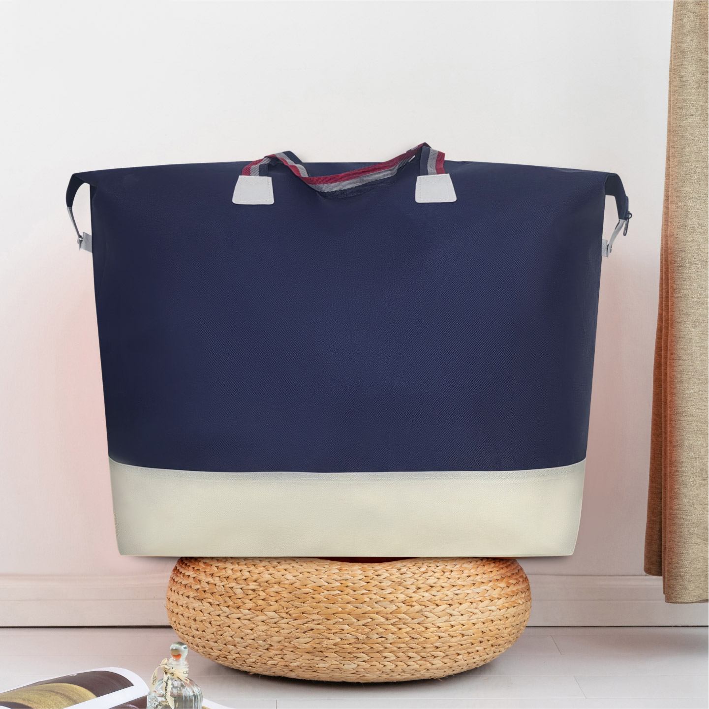 Bleu profond + blanc