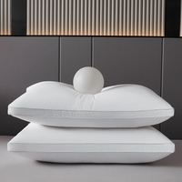 Oreiller confortable et doux de qualité supérieure pour hôtel de luxe / Oreiller en alternative au duvet