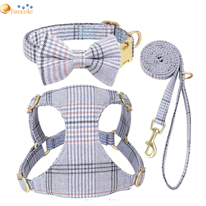 Diseñador Premium de lujo al por mayor a cuadros suministros ajustables para mascotas conjunto de arnés para perros pequeños logotipo personalizado - Product Image 1
