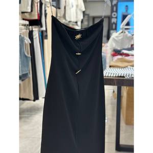 Vestido Elegante Negro Fiori, Estilo Slip, Cuello en V, Tirantes Finos de Satén, Cintura Natural, Estilo Simple - Product Image 3