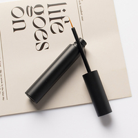 Tubes de mascara en plastique vides de 5,5 ml, couleur personnalisée, luxe portable, étiquette privée, bouchon à vis, brosse applicatrice, emballage cosmétique OEM & ODM