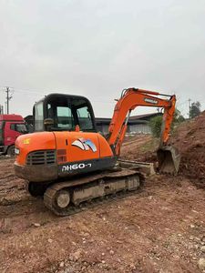 Mini machines de terrassement originales Doosan DH60-7/DH60/DH75 Mini pelle d'occasion Assurance qualité Excavatrice à prix réduit par les pairs - Product Image 2