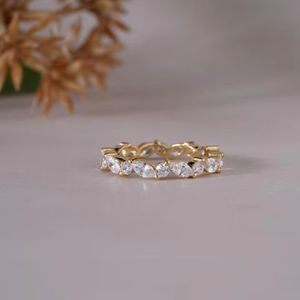 Anillo de Oro con Corte Marquesa, Joyería de Lujo Apilable para Bodas y Aniversarios |    Elegante Anillo de Diamantes Eternos para Mujer - Product Image 1