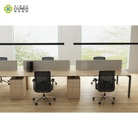 Fabricant de mobilier de bureau Poste de travail extensible en bois Fesk Bureaux modernes avec panneau pour 8 personnes