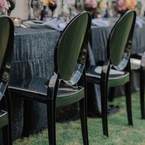 スタッキングバンケットホールイベント結婚式のための豪華な屋外クリアアクリルブラックゴーストチェア - Product Image 1