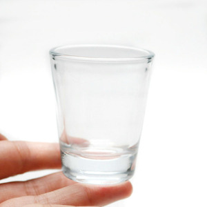 Juego de Vasos de Chupito con Base Pesada, Vasos de Chupito de Tequila de 1.5 Onzas, Vaso de Chupito Transparente para Whisky y Licores, Acción de Gracias, Navidad - Product Image 1