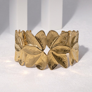 Pulsera de Acero Inoxidable Hipoalergénica, Minimalista, de Lujo Ligero, con Diseño de Pétalos Abiertos, para Mujer, No se Deslustra - Product Image 2