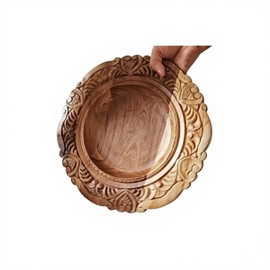 Assiette de présentation en bois de dernière conception, forme ronde, taille personnalisée, à prix abordable - Product Image 1