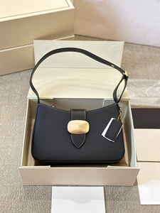 Fabrikanten passen Irina Kaptelova dameshandtassen aan voor winkelen, mode en bijpassende tassen - Product Image 3