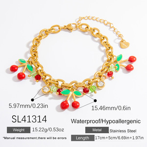 SUMMLY Luz de lujo al por mayor personalizado de alta calidad cereza encanto pulsera 18K chapado <span class=keywords><strong>en</strong></span> <span class=keywords><strong>oro</strong></span> brazaletes de acero inoxidable - Product Image 2