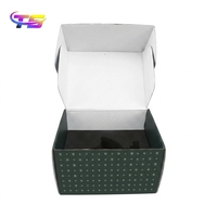 Boîtes d'expédition en carton ondulé vert avec revêtement UV personnalisé, inserts en mousse, emballage écologique recyclable pour cadeaux, cosmétiques, électronique