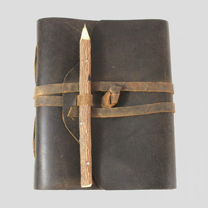 Carnet de notes personnalisé en cuir rigide – Journal de gratitude pour les voyages et la promotion d'entreprise - Product Image 1