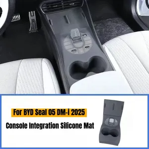 แผ่นรองซิลิโคนสำหรับคอนโซลรถยนต์ไฟฟ้า BYD Seal 05 DM-i 2025 พร้อมที่ชาร์จไร้สาย ที่เก็บเกียร์ และที่วางแก้ว - Product Image 6