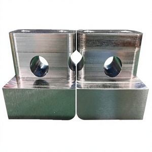 Piezas Torneadas por CNC Personalizadas |   Componentes de Mecanizado CNC de Precisión, Manguito de Acoplamiento Estriado de Acero Inoxidable / Adaptador, Servicios de Perforación - Product Image 1