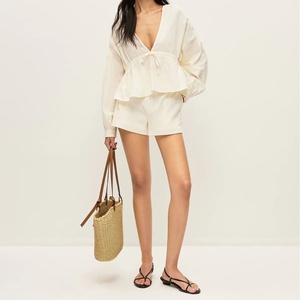 ชุดเซ็ตผู้หญิงขายดี OEM เสื้อผ้าฝ้ายลำลองและกางเกงขาสั้นมีกระเป๋า พร้อมเชือกผูกเอว กางเกงขาสั้นผ้าฝ้ายมีกระเป๋า - Product Image 2
