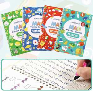 Cuaderno de Caligrafía Reutilizable con Ranuras para Práctica de Escritura a Mano, Personalizable en Diferentes Idiomas - Product Image 3