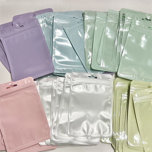 Sachet d'emballage transparent à fermeture éclair de qualité alimentaire pour mini-biscuits imprimés, idéal pour bonbons et friandises - Product Image 3