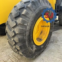 Chargeuses sur pneus Komatsu WA320-5 d'occasion du Japon, modèles WA300-1, 320-3, 320-5 / Chargeuses frontales d'occasion