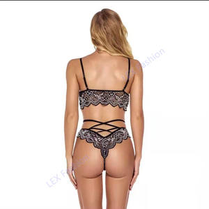 Lingerie Mewah Wanita 2022 Lingerie Seksi Bordir Renda Bra Transparan dan Celana Dalam Set <span class=keywords><strong>2</strong></span> Potong untuk Seks Seksi Wanita Dewasa - Product Image 6