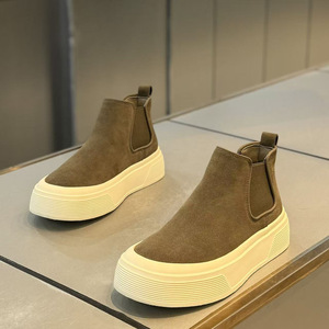 Scarpe da Uomo Alte alla Caviglia Modelli Autunno Inverno in Pelle Felpata Traspiranti Calde alla Moda Casual Versatili Stile di Alta Gamma - Product Image 3