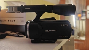 Cámara de Video Digital Sony NEX-VG20E 90% Nueva, Cámara para Vlogs, Cámara de Video 4k - Product Image 3