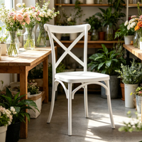 Chaise d'événement empilable en plastique à dossier en X, siège ergonomique confortable pour salles de banquet et lieux de réception de mariage