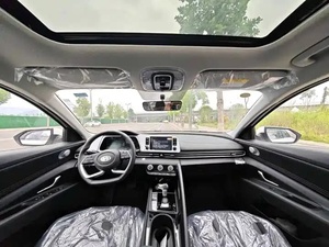 Autos Usados Hyundai Elantra 2023 1.5L CVT LUX Edición Premium 1.5L 115 L4 Gasolina 4 Puertas 5 Asientos Sedán - Product Image 5
