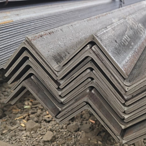 Уголок стальной 4 мм, черный, горячекатаный, из углеродистой стали Q235 SS400, равнополочный, Китай - Product Image 1