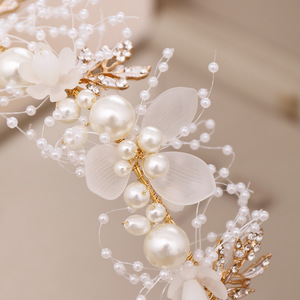 Lateefah Gold Flower Pearl Diadema Crystal Pearl Accesorios Tocado de <span class=keywords><strong>novia</strong></span> - Product Image 2